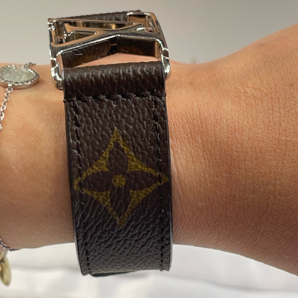 LV bracelet
